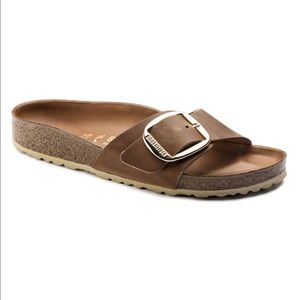 Birkenstock Madrid big buckle oiled leather